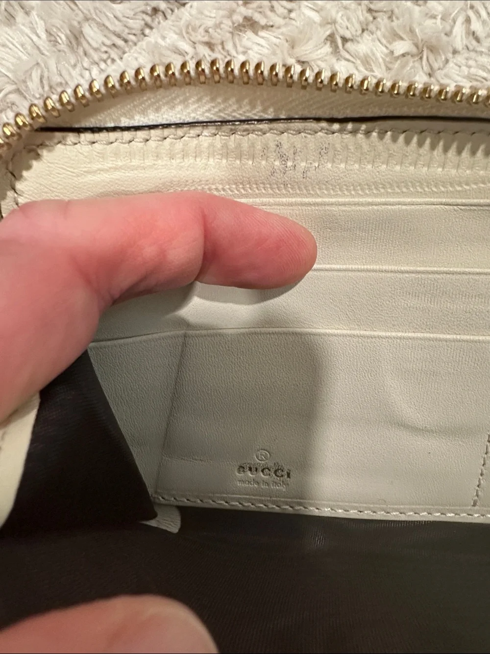 Gucci Sylvie Rose White Embroidered Zip Wallet with Gold Buckle